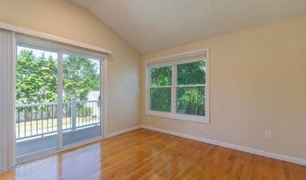 123 Mallard Cir, Agawam, MA 01001