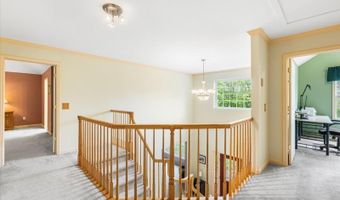 15 Upper Plateau Dr, Alloway, NJ 07462