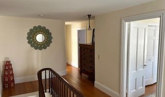 41 Grove St, Belfast, ME 04915