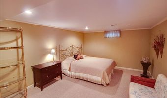 4432 Thatcher Rd, Alton, IL 62002