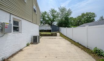 701 Beach Ave, Beachwood, NJ 08722