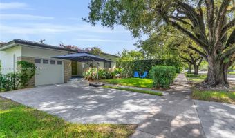 415 Velarde Ave, Coral Gables, FL 33134