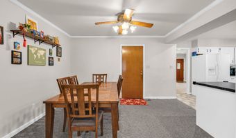 2 Oakmont Ct, Beech Grove, IN 46107