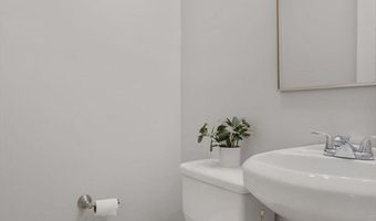 136 A Belgrade Ave, Boston, MA 02131