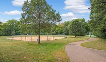 13445 Georgia Cir, Apple Valley, MN 55124