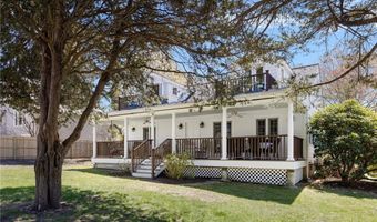 153 Hamilton Ave, Jamestown, RI 02835