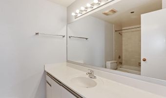 1805 CRYSTAL Dr #913S, Arlington, VA 22202