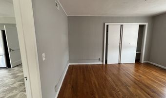 861 Farmington Ave 2nd Floor, Berlin, CT 06037