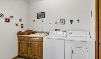 1655 Mary Lamons Rd, Afton, TN 37616