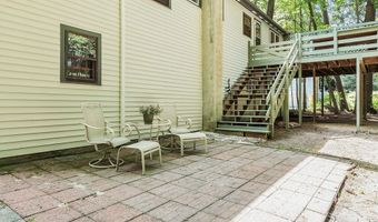 103 Hayward Rd, Acton, MA 01720