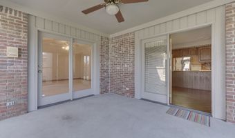 8896 Classic View Dr, Indianapolis, IN 46217
