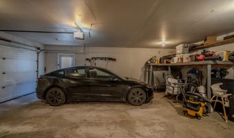 13 Benjamins Way, Bangor, ME 04401