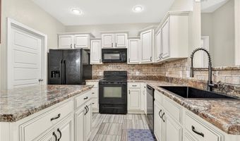 2505 Crestview Ln, Barling, AR 72923