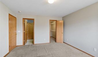 6434 158th St W 384, Apple Valley, MN 55124