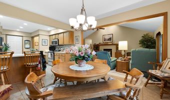 1114 Packard PL Pl, Auburn, IN 46706