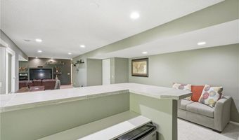 13476 Granada Ave, Apple Valley, MN 55124