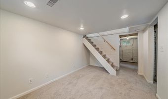 8105 Grandview Ave, Arvada, CO 80002