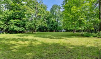12104 Locust Ln, Anchorage, KY 40223