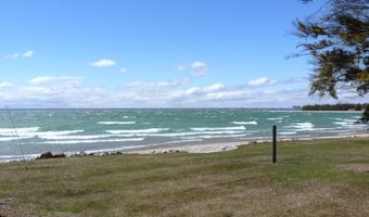 8644 N Point Shores Rd, Alpena, MI 49707