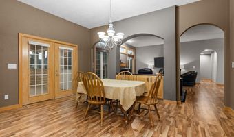4013 E BENVALLEY Dr, Appleton, WI 54913