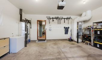 62 N Mountain Ave, Ashland, OR 97520