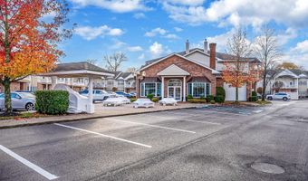 66 Sarah Ct, Amityville, NY 11701