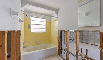 411 ALAMANDA Rd, Anna Maria, FL 34216