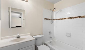 417 CLAYTON Ln, Alexandria, VA 22304