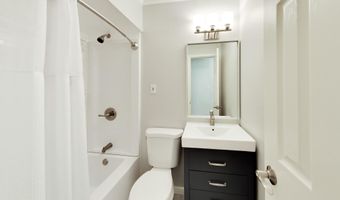 7217 WILBURDALE Dr, Annandale, VA 22003