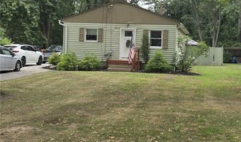 1422 Pin Oak Dr, Akron, OH 44312