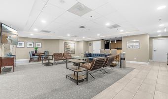 1020 N HIGHLAND St 524, Arlington, VA 22201