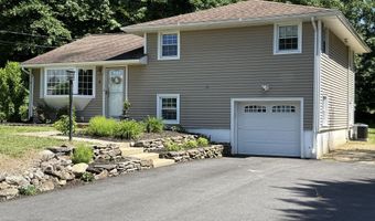 3 Woodview Dr, Brookfield, CT 06804
