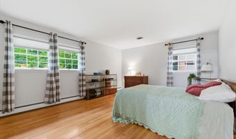 2687 Apple Way, Ann Arbor, MI 48104