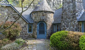 8 Morgan Rd, Canton, CT 06019