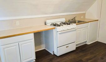 5 Reynolds Dr, Brattleboro, VT 05301