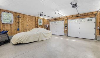 584 Blackrock Rd, Coventry, RI 02816