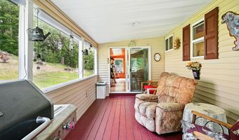 821 China Rd, Albion, ME 04910
