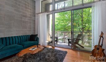 2116 Mcclintock Rd 122, Charlotte, NC 28205