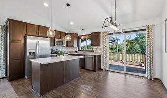 10688 51st St NE, Albertville, MN 55301