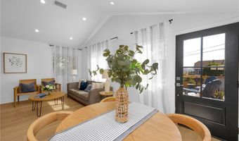 351 Vista Pl, Los Angeles, CA 90042