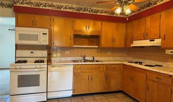 5108 Humbert Rd, Alton, IL 62002