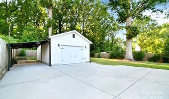 4014 Larkspur Ln, Charlotte, NC 28205