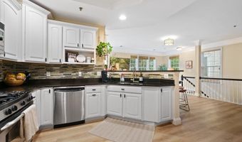 7135 HUNTLEY CREEK Pl 55, Alexandria, VA 22306