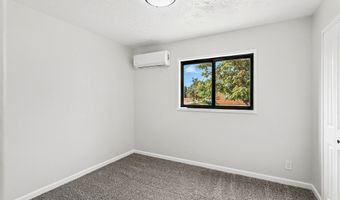 8004 HANNETT Ave NE, Albuquerque, NM 87110