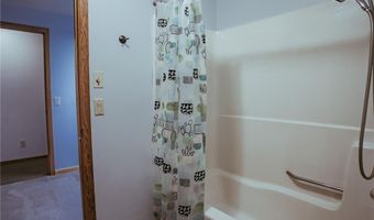 610 25th St SW, Austin, MN 55912