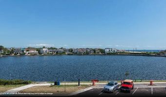 202 Deal Lake Dr U-105, Asbury Park, NJ 07712