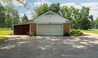 3673 Pheasant Dr, Ann Arbor, MI 48103