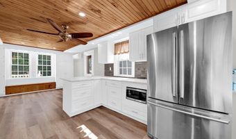 164 Ellisdale Rd, Allentown, NJ 08501