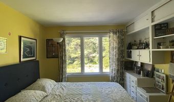 39 Oriole Dr, Andover, MA 01810