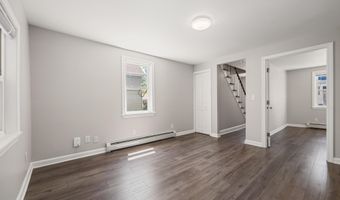 41 Parker St, Bangor, ME 04401